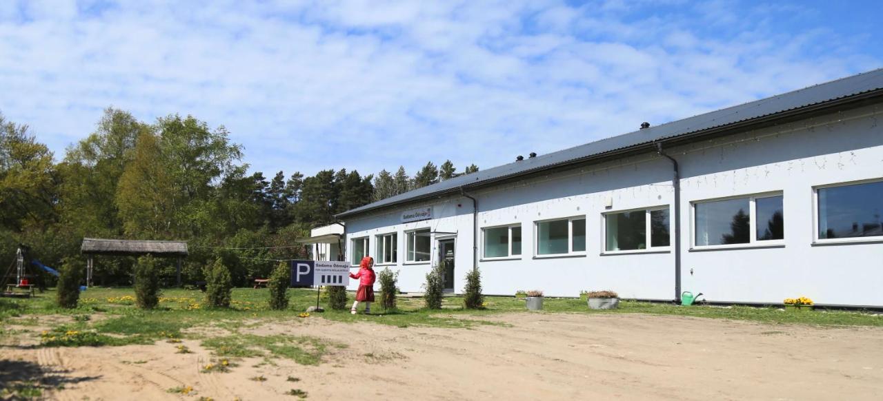 Kihnu Sadama Oeoemaja Guesthouse Lemsi Luaran gambar