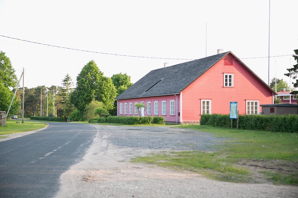 Kihnu Sadama Oeoemaja Guesthouse Lemsi Luaran gambar