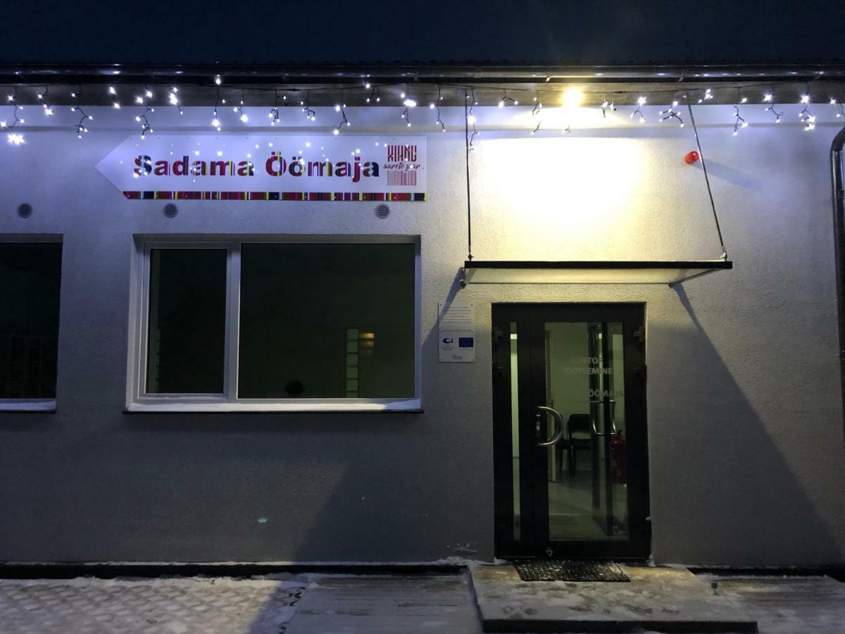 Kihnu Sadama Oeoemaja Guesthouse Lemsi Luaran gambar